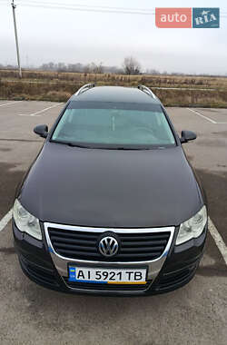 Универсал Volkswagen Passat 2008 в Киеве