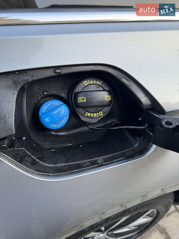 Універсал Volkswagen Passat 2019 в Чернівцях