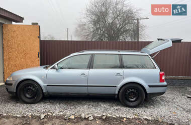 Універсал Volkswagen Passat 2002 в Звягелі