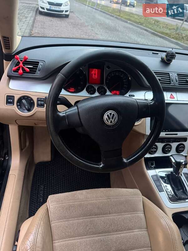 Седан Volkswagen Passat 2006 в Львові