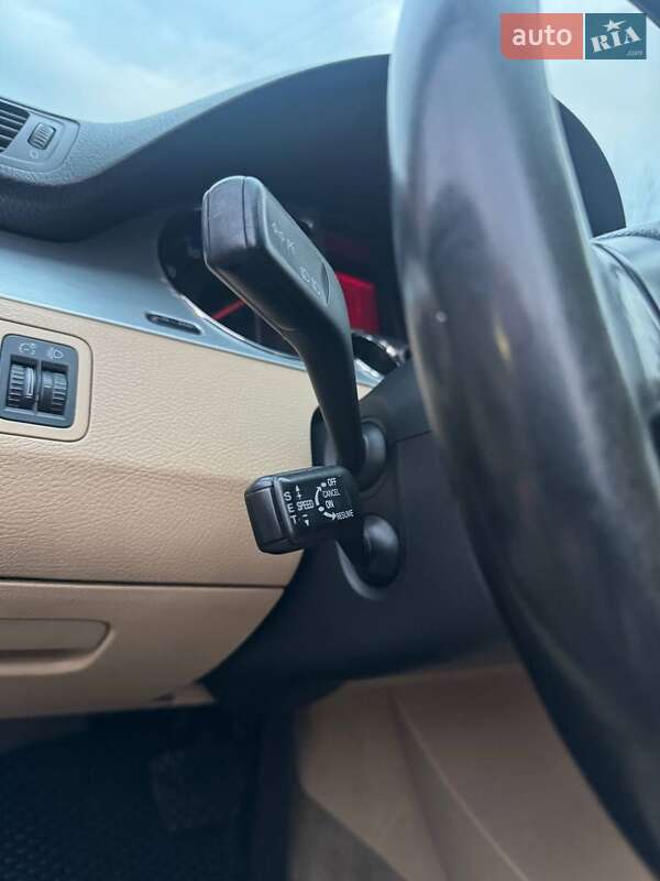 Седан Volkswagen Passat 2006 в Львові