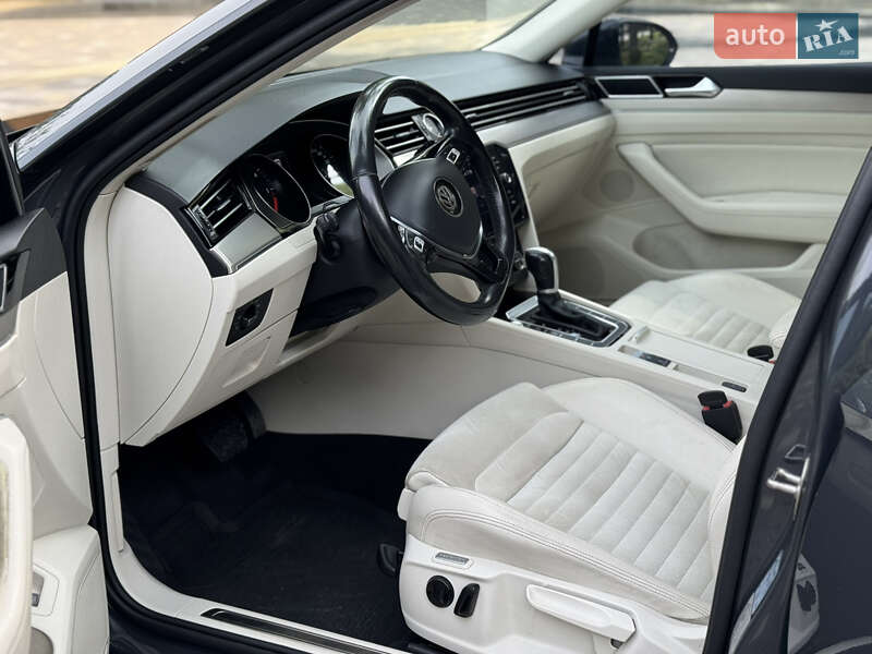Седан Volkswagen Passat 2017 в Трускавці фото 33 Седан Volkswagen Passat 2017 в Трускавці