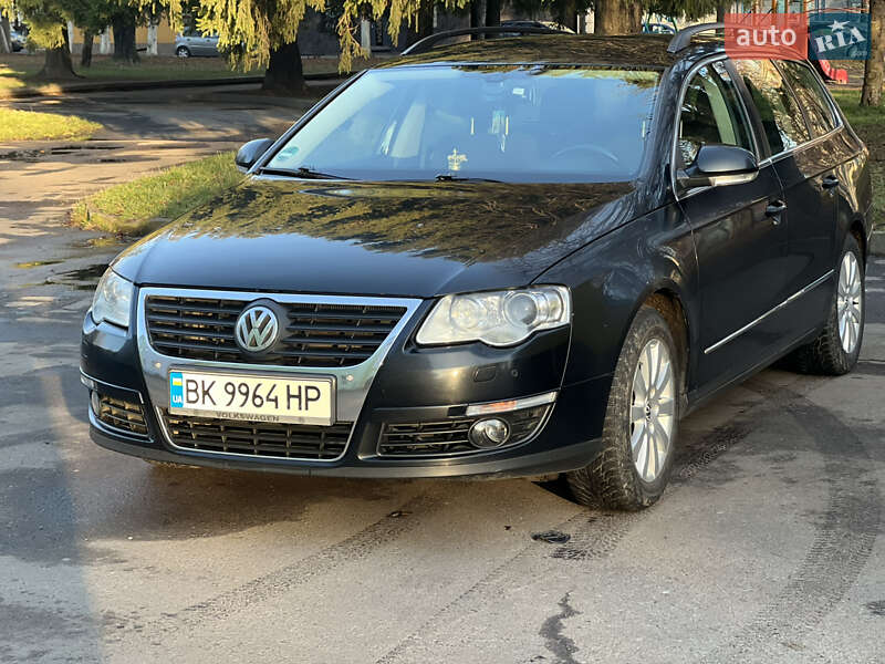 Універсал Volkswagen Passat 2008 в Рівному