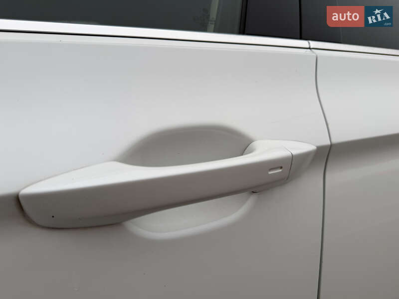 Універсал Volkswagen Passat 2016 в Хмельницькому