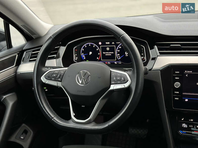 Седан Volkswagen Passat 2021 в Рівному фото 51 Седан Volkswagen Passat 2021 в Рівному