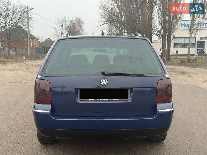 Універсал Volkswagen Passat 2004 в Охтирці