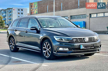Універсал Volkswagen Passat 2018 в Тернополі