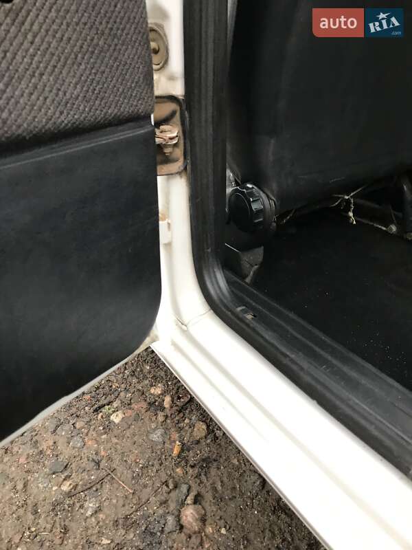 Седан Volkswagen Passat 1988 в Николаеве