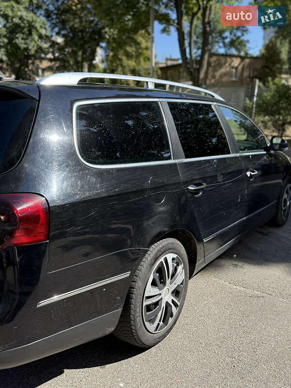 Универсал Volkswagen Passat 2007 в Киеве