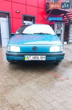 Седан Volkswagen Passat 1992 в Калуше