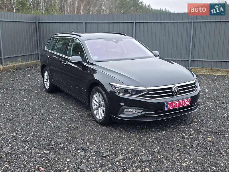 Volkswagen Passat 2022
