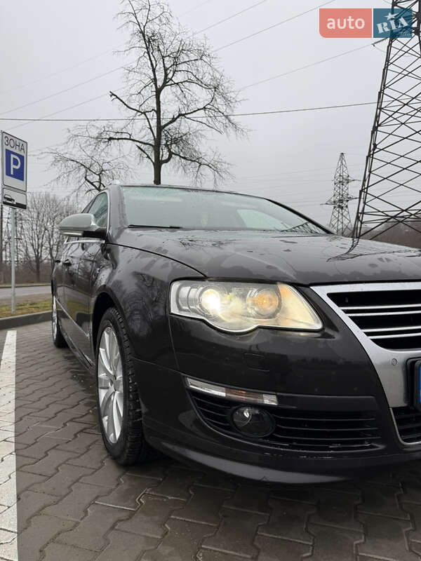 Универсал Volkswagen Passat 2010 в Львове