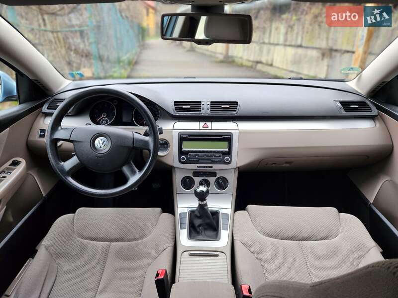 Седан Volkswagen Passat 2009 в Львові фото 35 Седан Volkswagen Passat 2009 в Львові