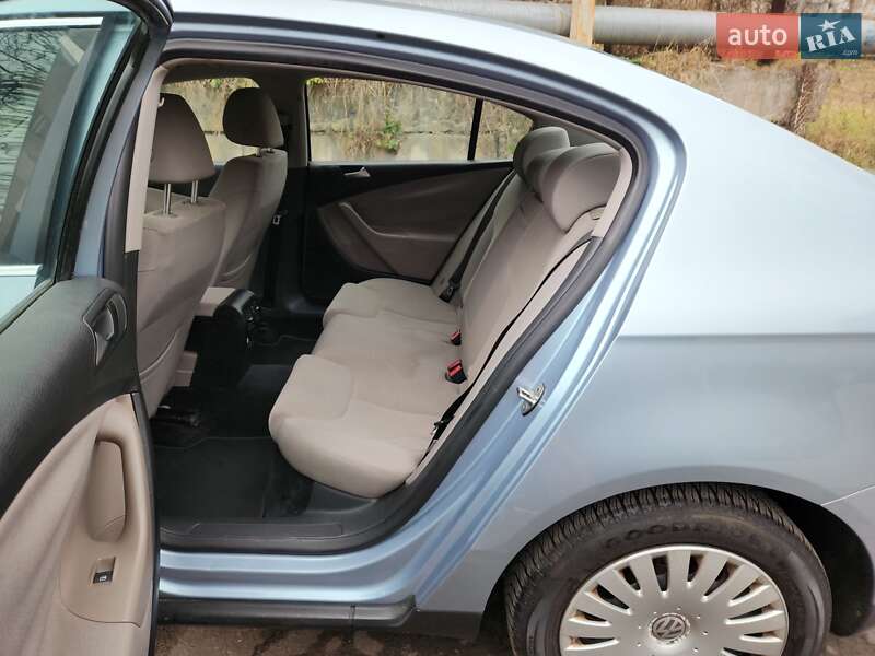 Седан Volkswagen Passat 2009 в Львові фото 39 Седан Volkswagen Passat 2009 в Львові