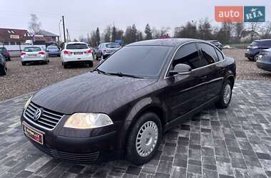 Седан Volkswagen Passat 2004 в Коломиї