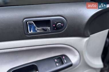 Седан Volkswagen Passat 2004 в Коломиї
