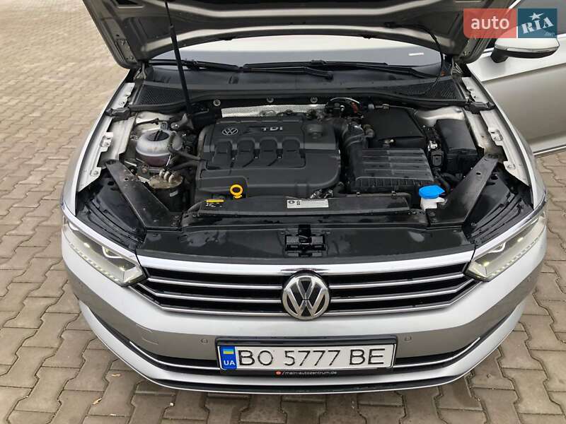 Універсал Volkswagen Passat 2015 в Тернополі