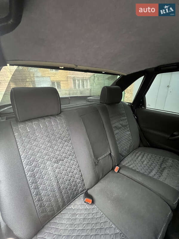 Седан Volkswagen Passat 1996 в Хмельницькому