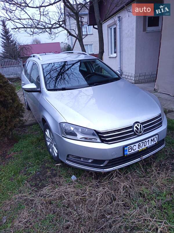 Універсал Volkswagen Passat 2011 в Шептицькому