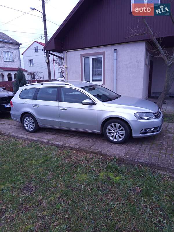 Універсал Volkswagen Passat 2011 в Шептицькому