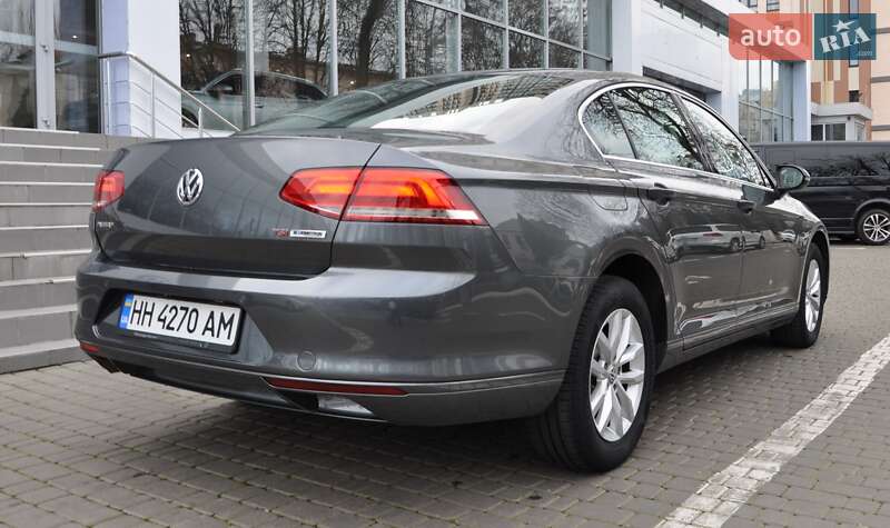 Седан Volkswagen Passat 2017 в Одесі фото 9 Седан Volkswagen Passat 2017 в Одесі
