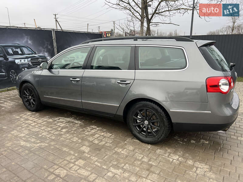 Універсал Volkswagen Passat 2008 в Рогатині