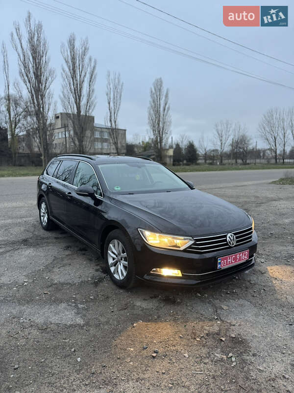 Універсал Volkswagen Passat 2015 в Білгороді-Дністровському