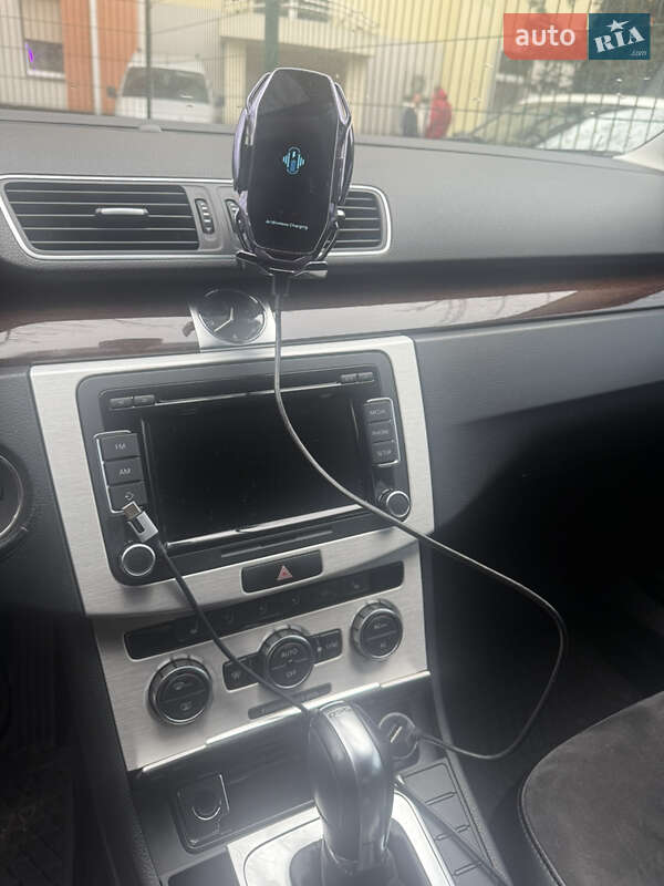 Седан Volkswagen Passat 2012 в Києві фото 7 Седан Volkswagen Passat 2012 в Києві