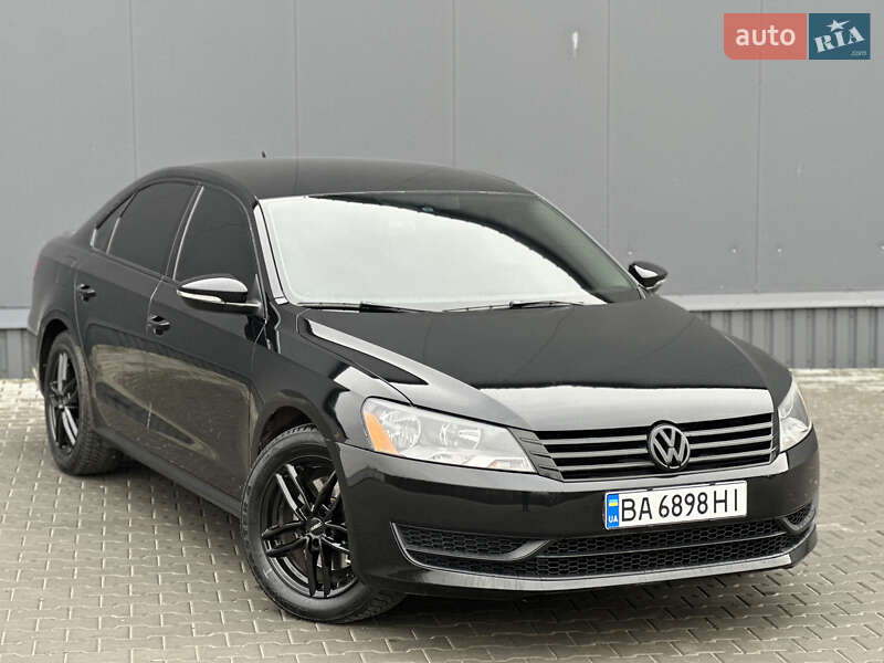 Седан Volkswagen Passat 2012 в Кропивницком