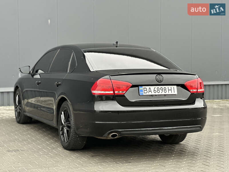 Седан Volkswagen Passat 2012 в Кропивницком