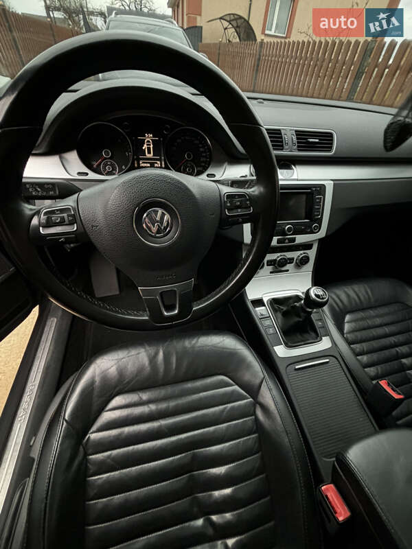 Универсал Volkswagen Passat 2012 в Березному
