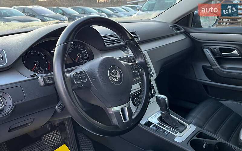 Універсал Volkswagen Passat 2011 в Стрию