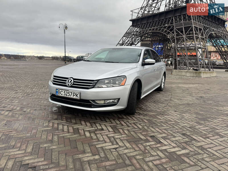 Седан Volkswagen Passat 2012 в Харкові фото 2 Седан Volkswagen Passat 2012 в Харкові