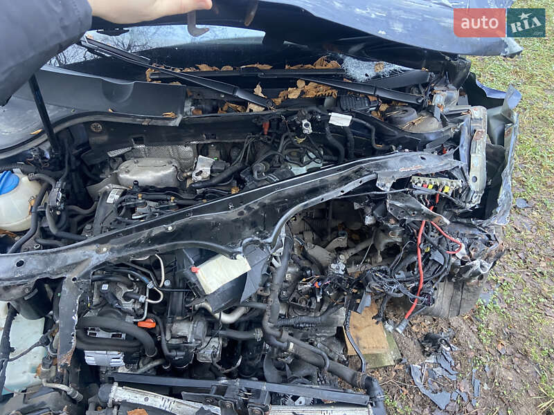 Универсал Volkswagen Passat 2011 в Десне