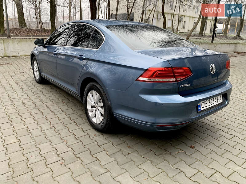 Седан Volkswagen Passat 2018 в Тернополі