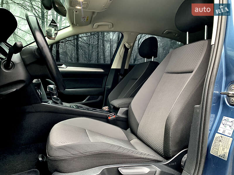 Седан Volkswagen Passat 2018 в Тернополі