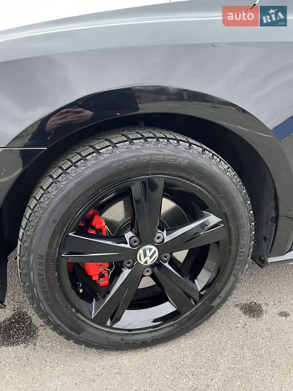 Седан Volkswagen Passat 2012 в Дніпрі