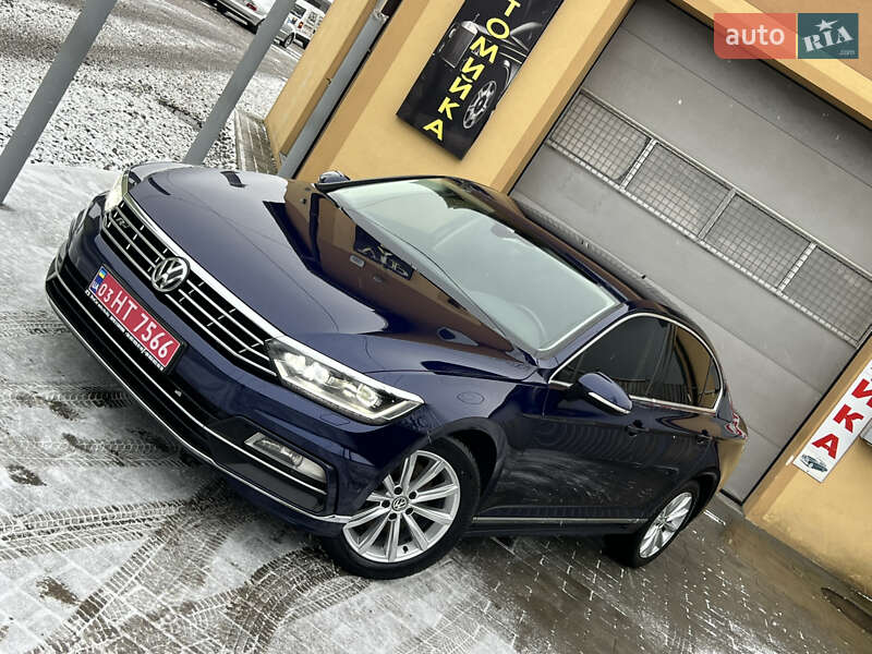 Седан Volkswagen Passat 2019 в Дрогобыче
