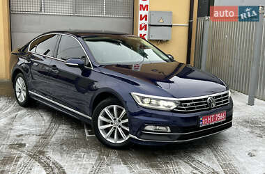 Седан Volkswagen Passat 2019 в Дрогобыче