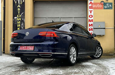Седан Volkswagen Passat 2019 в Дрогобыче