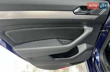 Седан Volkswagen Passat 2019 в Дрогобыче