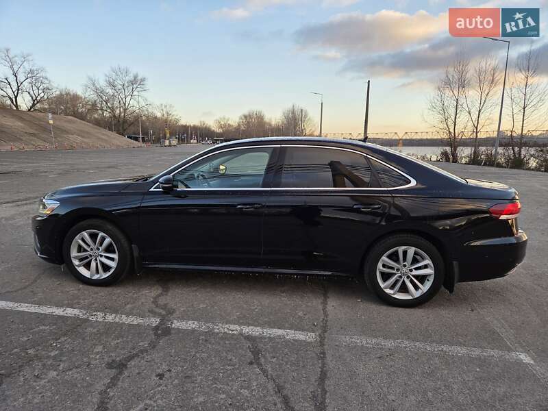Седан Volkswagen Passat 2020 в Києві