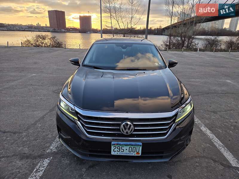 Седан Volkswagen Passat 2020 в Києві