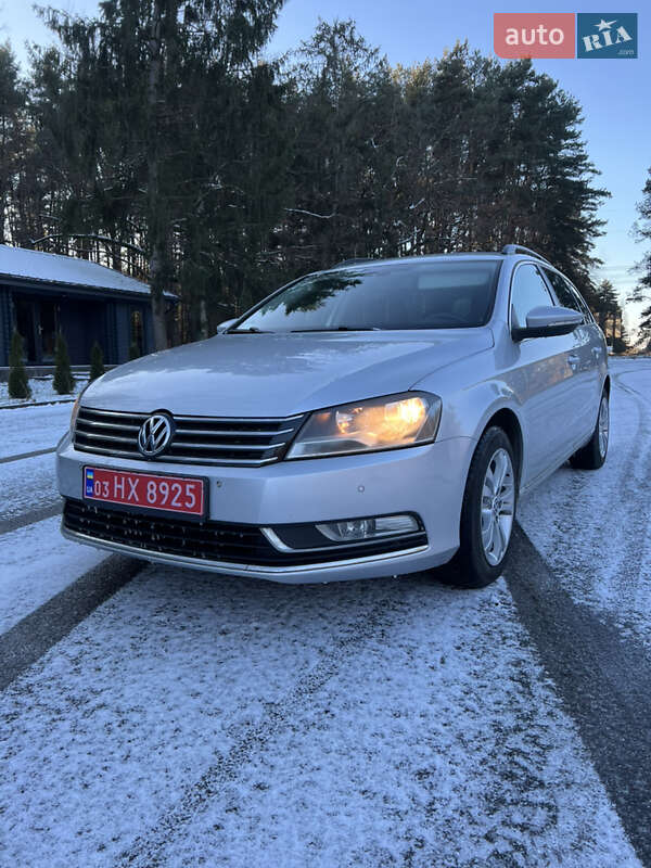 Универсал Volkswagen Passat 2014 в Ровно