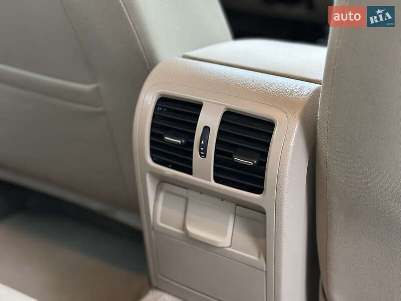 Универсал Volkswagen Passat 2011 в Дрогобыче фото 67 Универсал Volkswagen Passat 2011 в Дрогобыче