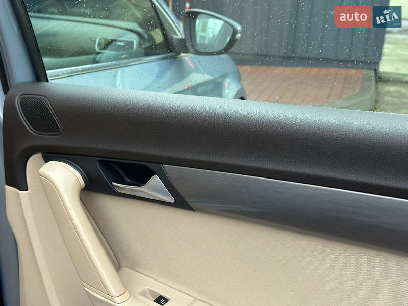 Универсал Volkswagen Passat 2011 в Дрогобыче фото 65 Универсал Volkswagen Passat 2011 в Дрогобыче