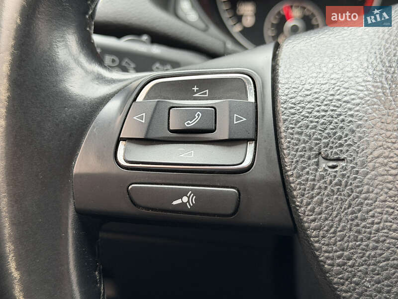 Седан Volkswagen Passat 2013 в Миколаєві