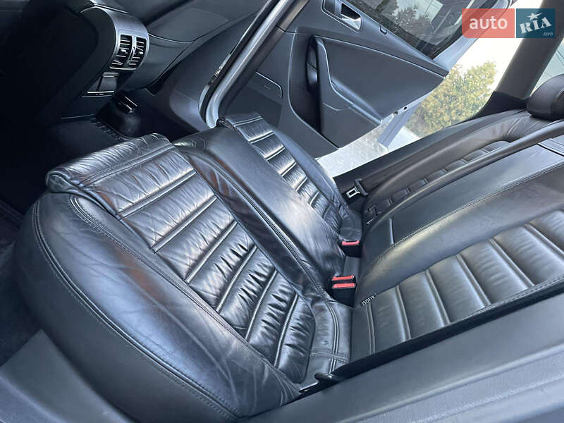 Універсал Volkswagen Passat 2006 в Дрогобичі