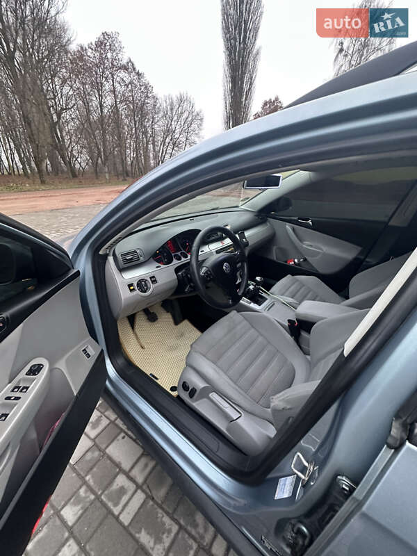 Универсал Volkswagen Passat 2007 в Овруче