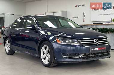 Седан Volkswagen Passat 2013 в Києві